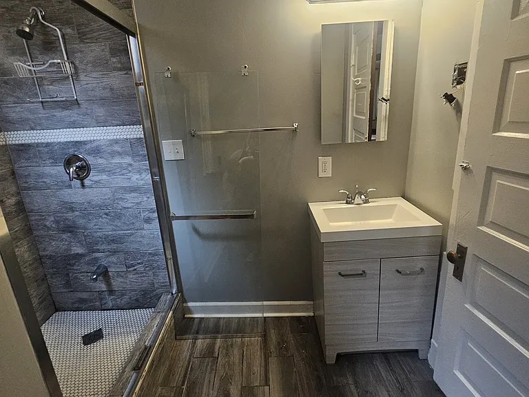 2333 S Lawndale Ave — Photo 10