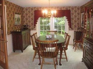 6101 Bridlewood Dr, Fairview, PA 16415