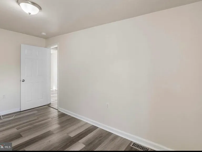 2429 N 10th St #2 — Photo 15