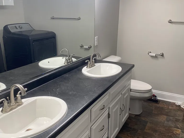 1616 Carpenters Campground Rd — Photo 5
