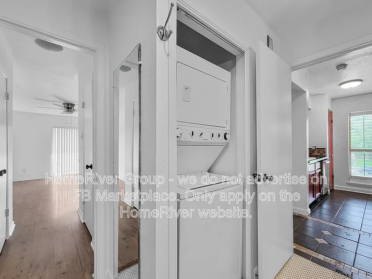 10075 Westpark Dr #9 — Photo 2