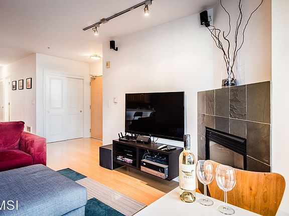 4th image of 466 Clementina St Unit 3