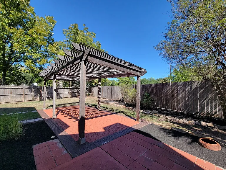 13602 Somersworth Dr — Photo 40