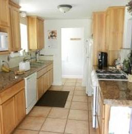 2nd image of 2295 NE Pheasant Ln