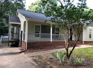 1116 Thornsby Ln, Matthews, NC 28105