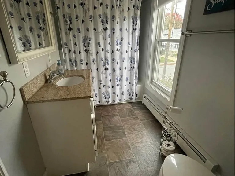 625 Lake Ave #2 — Photo 6