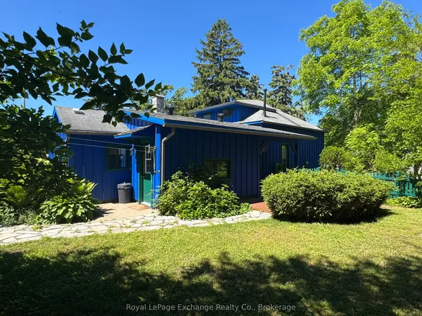 251 Saint Albert St, Kincardine, ON N2Z 2J5