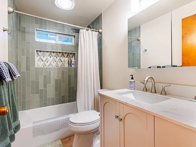 7055 SW Wilson Ave — Photo 4