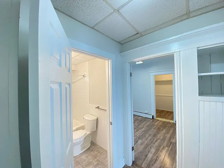 43 Ashland St #2 — Photo 8