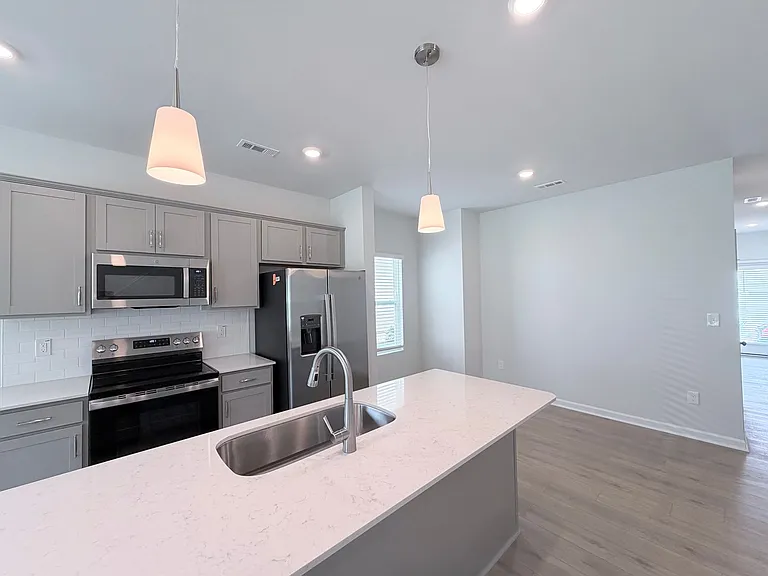 128 Blue Melody Ave — Photo 6