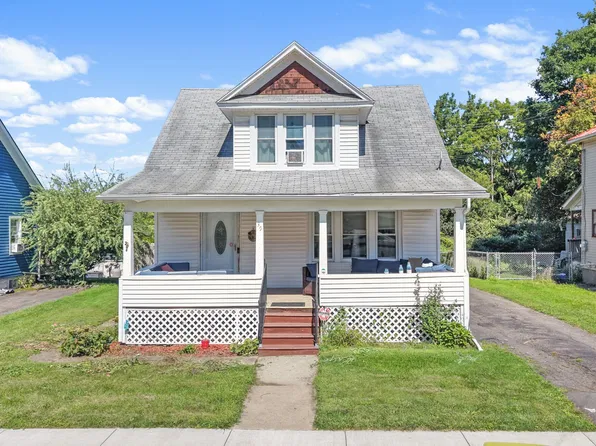 39 Olive St, Johnson City, NY 13790