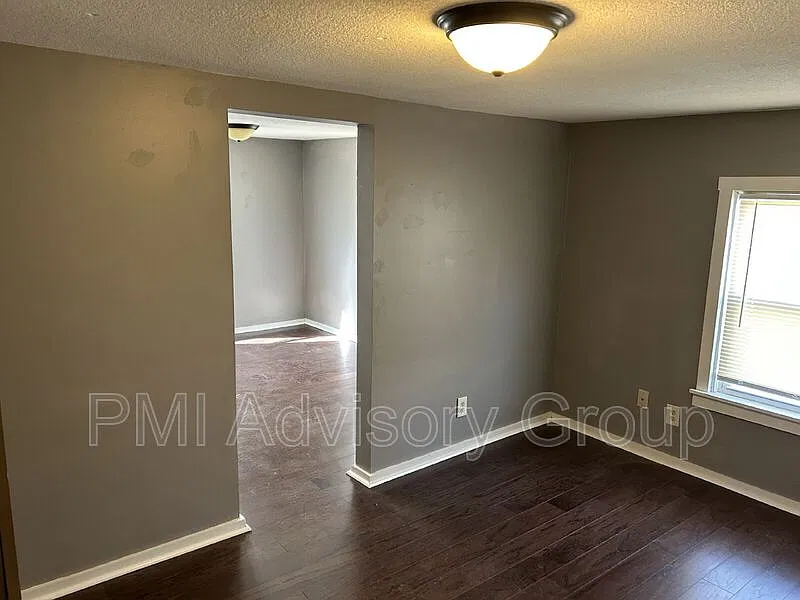 1 bed, 1.0 bath, 501 sqft, $700 — Photo 2