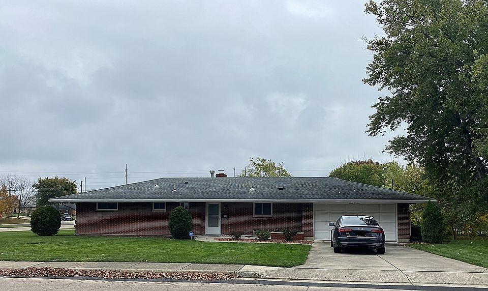 1st image of 306 Mossview Dr