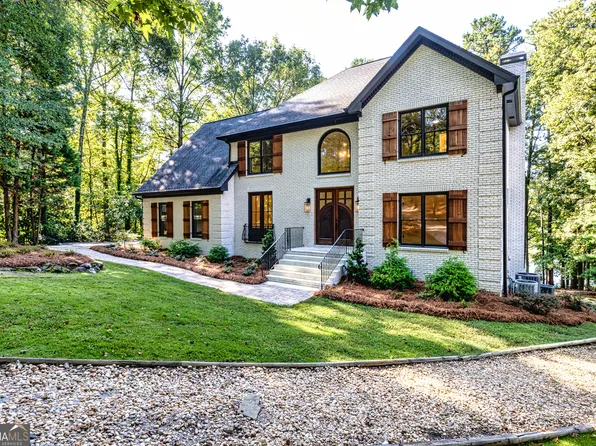 131 Sweetwater Oaks, Peachtree City, GA 30269