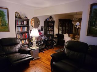 232 Frederick Ave, South Floral Park, NY 11001