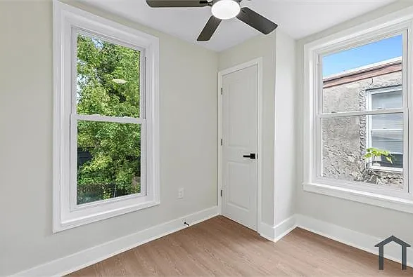 35 E Collom St — Photo 19