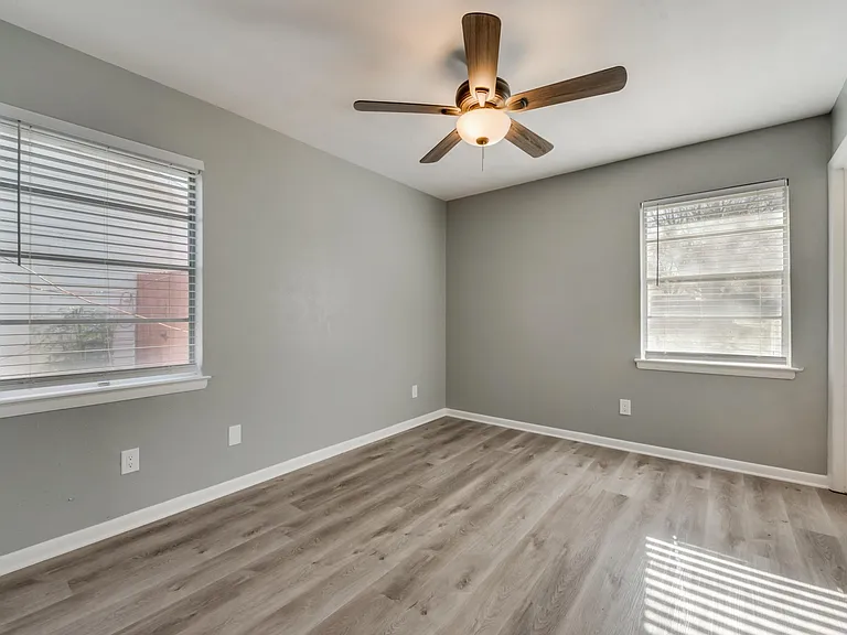 2322 English Dr — Photo 11