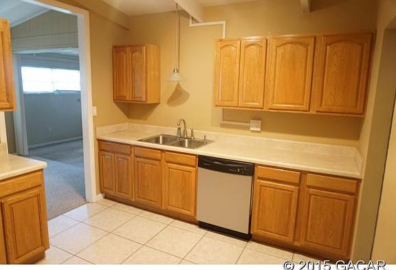 3rd image of 1414 NE 31st Ave
