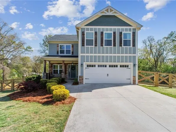 85 Lawson St, Buford, GA 30518