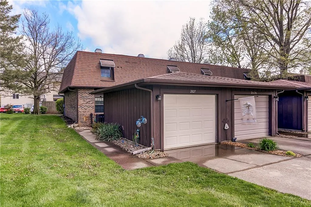 2827 Grove Ct photo 1