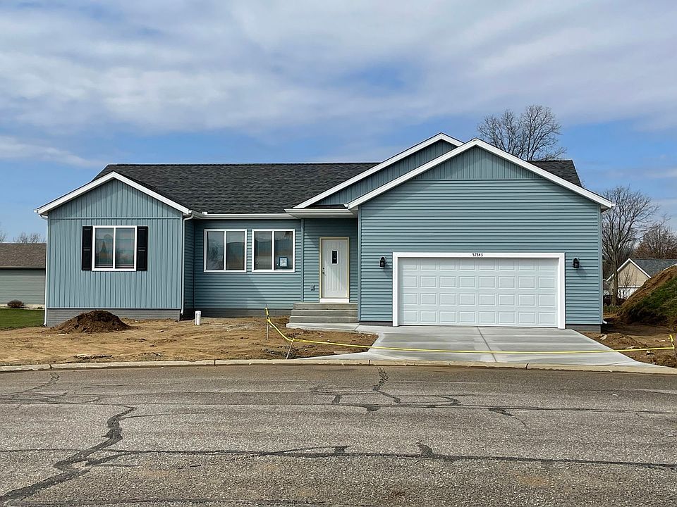 1st image of 57543 Alder Ct