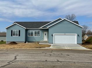 57543 Alder Ct, Elkhart, IN 46516