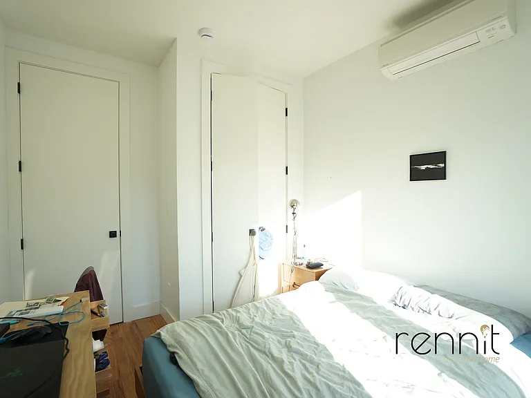 1196 Bedford Ave #2C — Photo 9