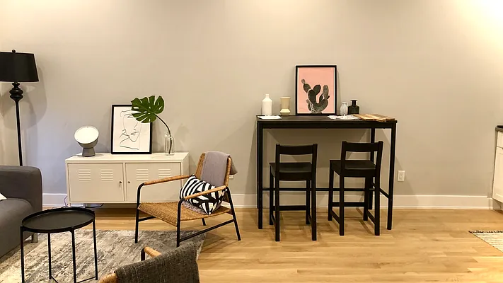 Rented by Nooklyn NYC LLC | media 23