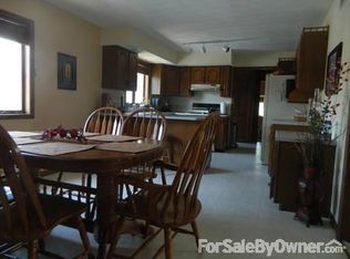 23311 Settlers Point, Athens, IL 62613