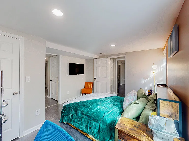 Fawn Valley Dr — Photo 2