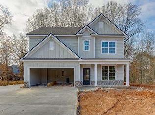 1075 Poppy Ln, Jefferson, GA 30549