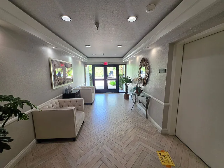 280 Cagney Ln #216 — Photo 17