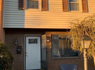 220 Gold Kettle Dr, Gaithersburg, MD 20878