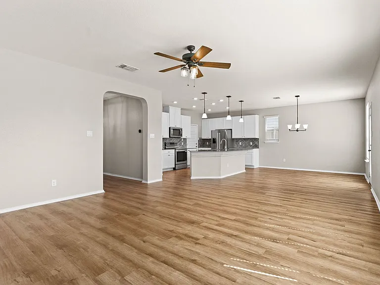 1228 Ayham Trl — Photo 5