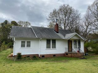 5 W Marion Rd, Greenville, SC 29617
