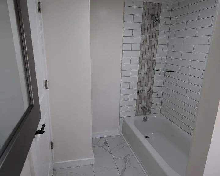 531 Smith St #Z4 — Photo 5