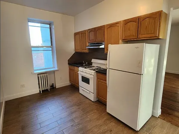 25-96 43rd Street image 1 of 8
