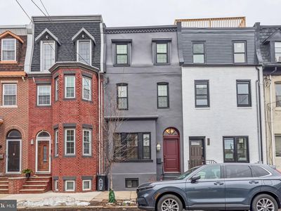 2431 Christian St, Philadelphia, PA, 19146