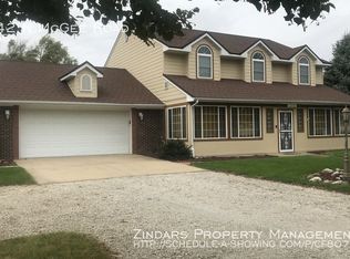 13642 N McGee Rd, Catlin, IL 61817