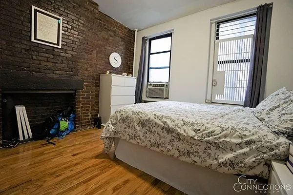 Rented by City Connections Realty | media 35