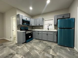 330 Fulton St #1, Elizabethport, NJ 07206