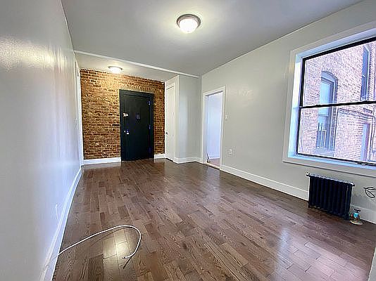 2nd image of 10 Vermilyea Ave APT 1D
