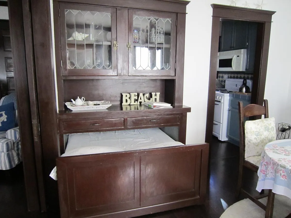 2 bed, 800 sqft, $6,500 — Photo 4