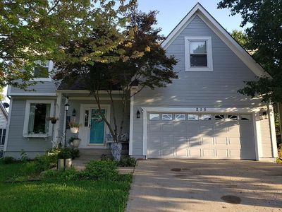 215 W Colleen Ct, Gardner, KS, 66030