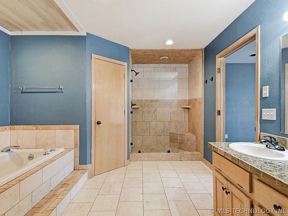 5th image of 508 S 16th St