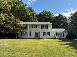 5 Filmont Dr, New City, NY 10956