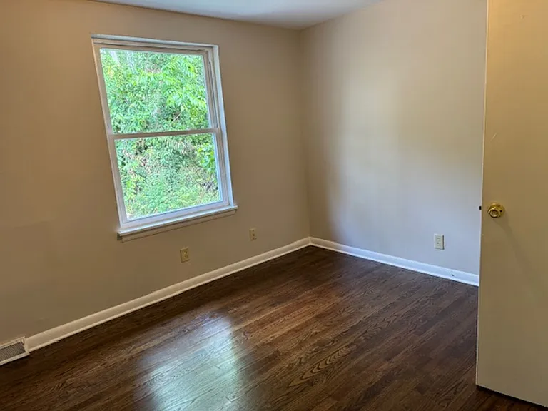 1911 Morena St — Photo 16
