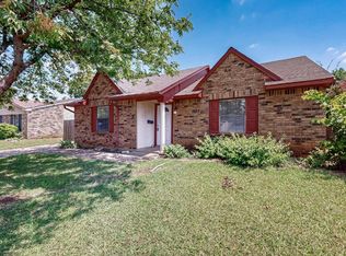 7637 Val Verde Dr, Fort Worth, TX 76133