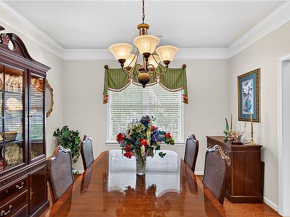 5th image of 115 Heritage Hill Dr
