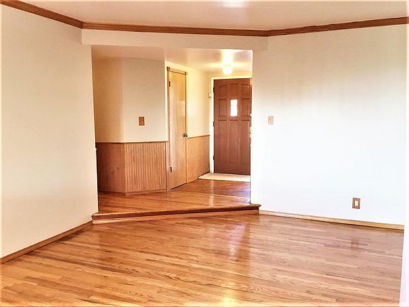 3rd image of 1430 Stone Creek Dr
